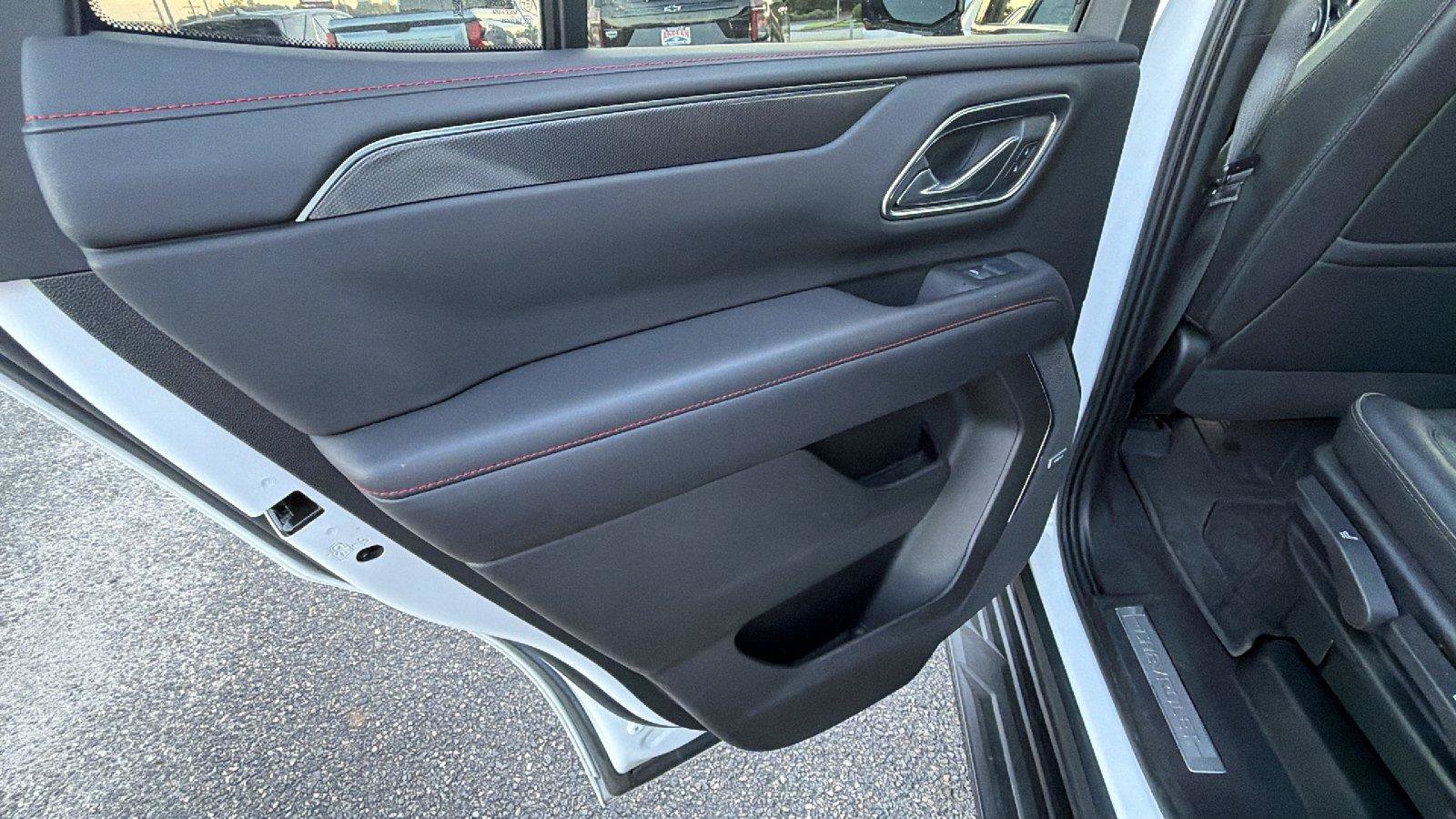 Used 2021 Chevrolet Tahoe RST w/ Luxury Package RWD image 23