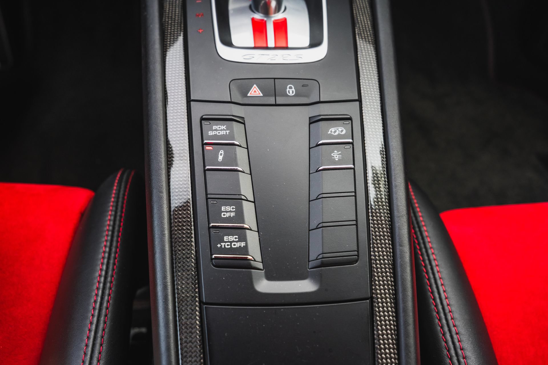 Used 2018 Porsche 911 GT2 RS RWD image 52