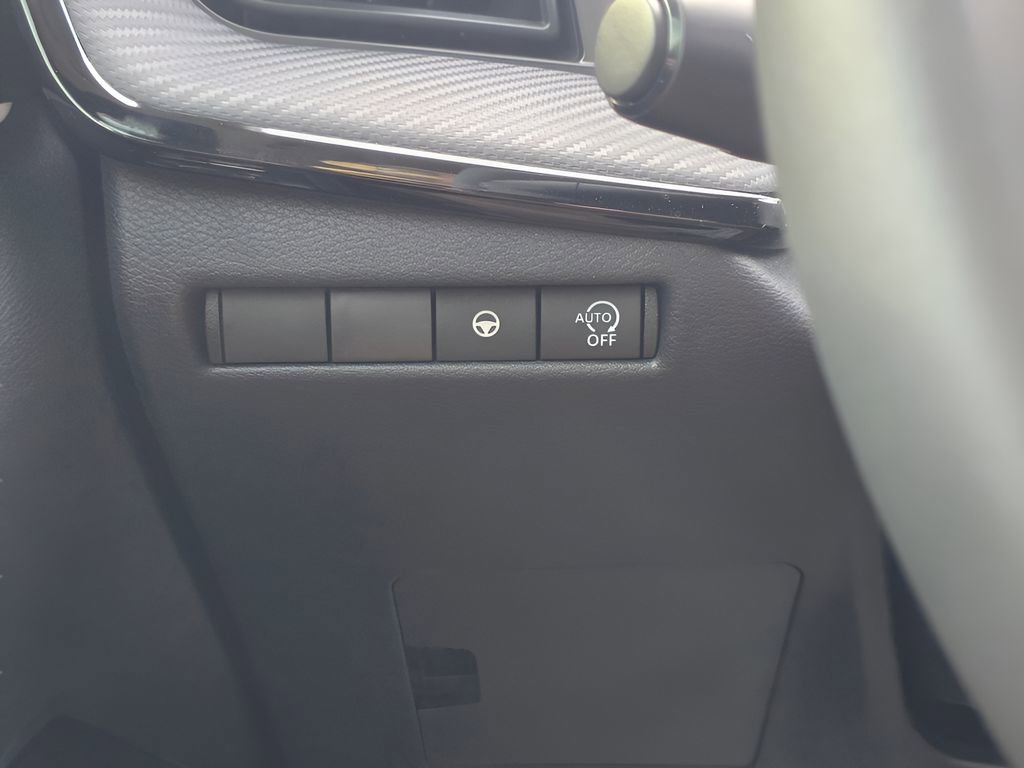 New 2026 Nissan Kicks SR image 21