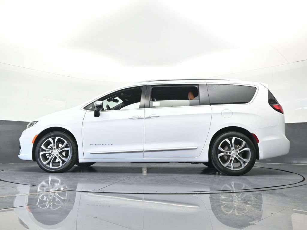 New 2026 Chrysler Pacifica Pinnacle FWD image 57