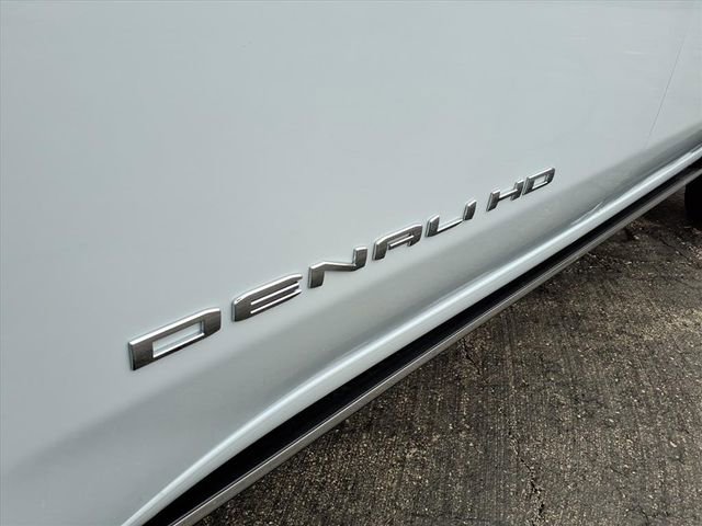 New 2026 GMC Sierra 2500 Denali Ultimate image 17