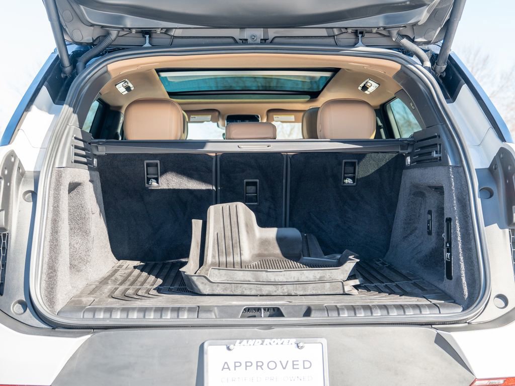 Certified 2024 Land Rover Range Rover Sport SE AWD/4WD image 38