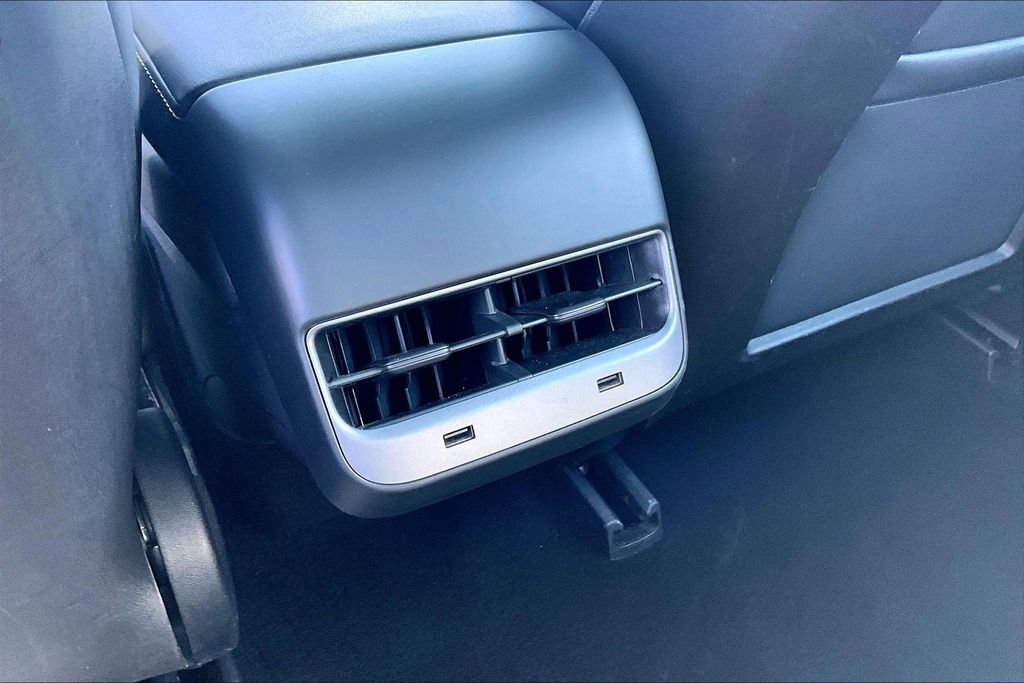 Used 2019 Tesla Model 3 Long Range image 30