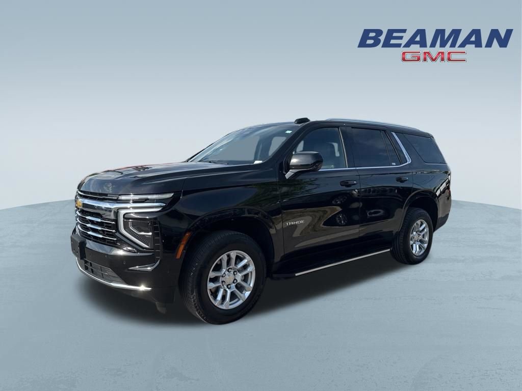 Used 2025 Chevrolet Tahoe LT AWD/4WD image 3