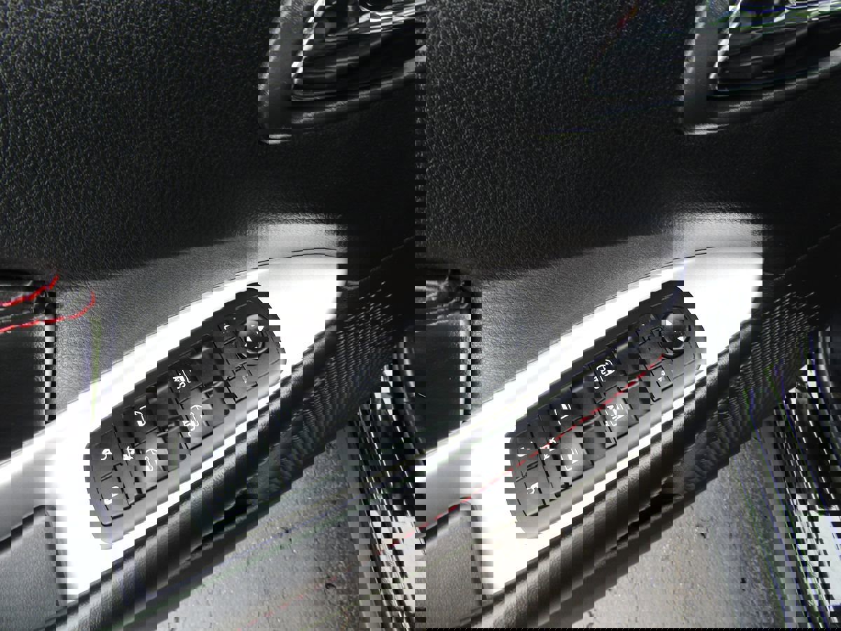 Used 2018 Dodge Journey GT image 25