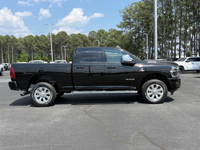 New 2026 RAM 2500 Laramie AWD/4WD image 2