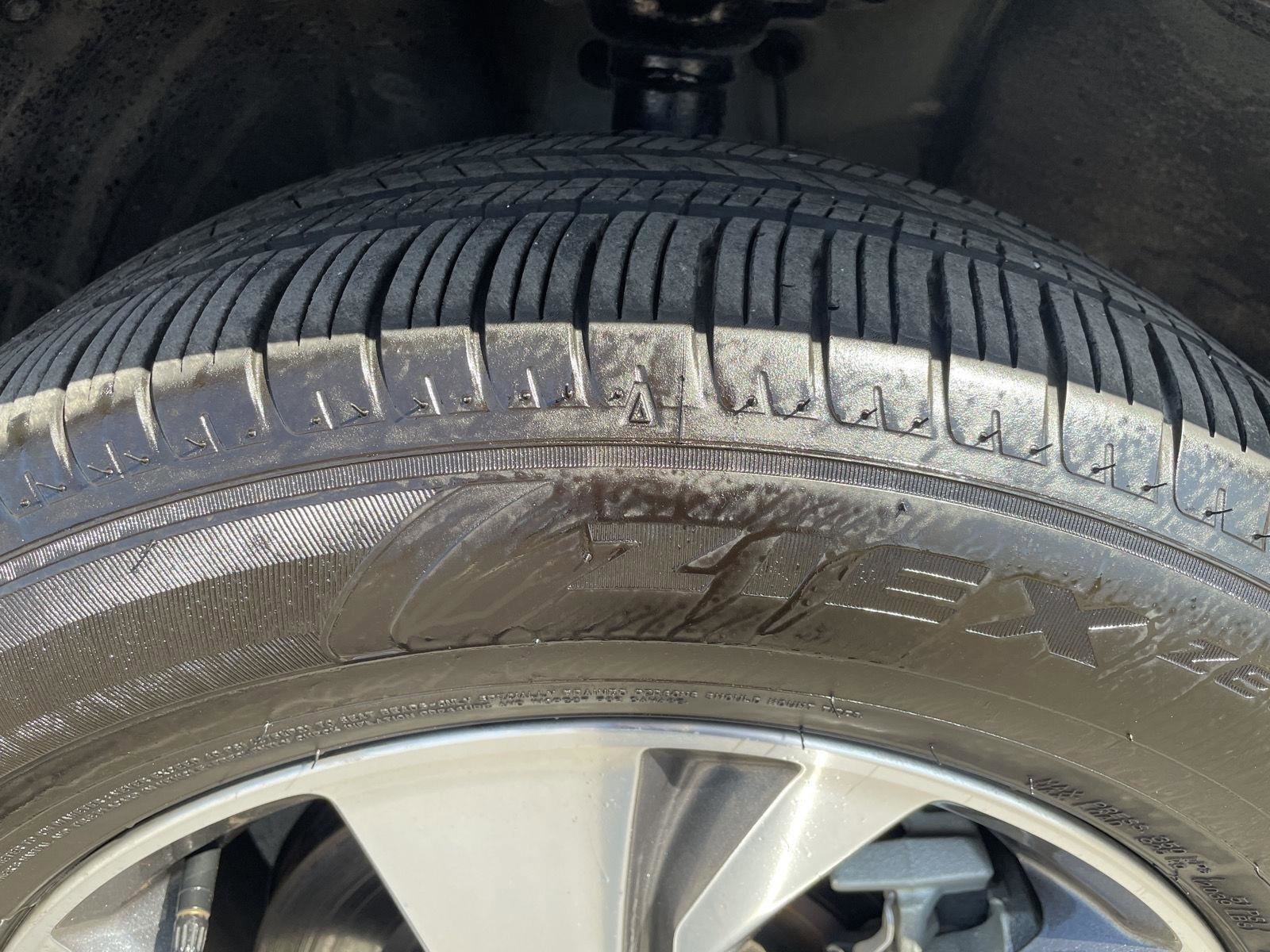 Certified 2025 Subaru Ascent Premium image 30