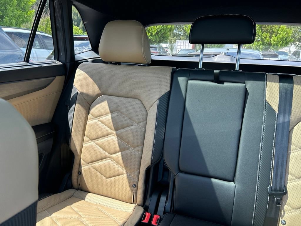 New 2026 Volkswagen Atlas Cross Sport SE FWD image 12