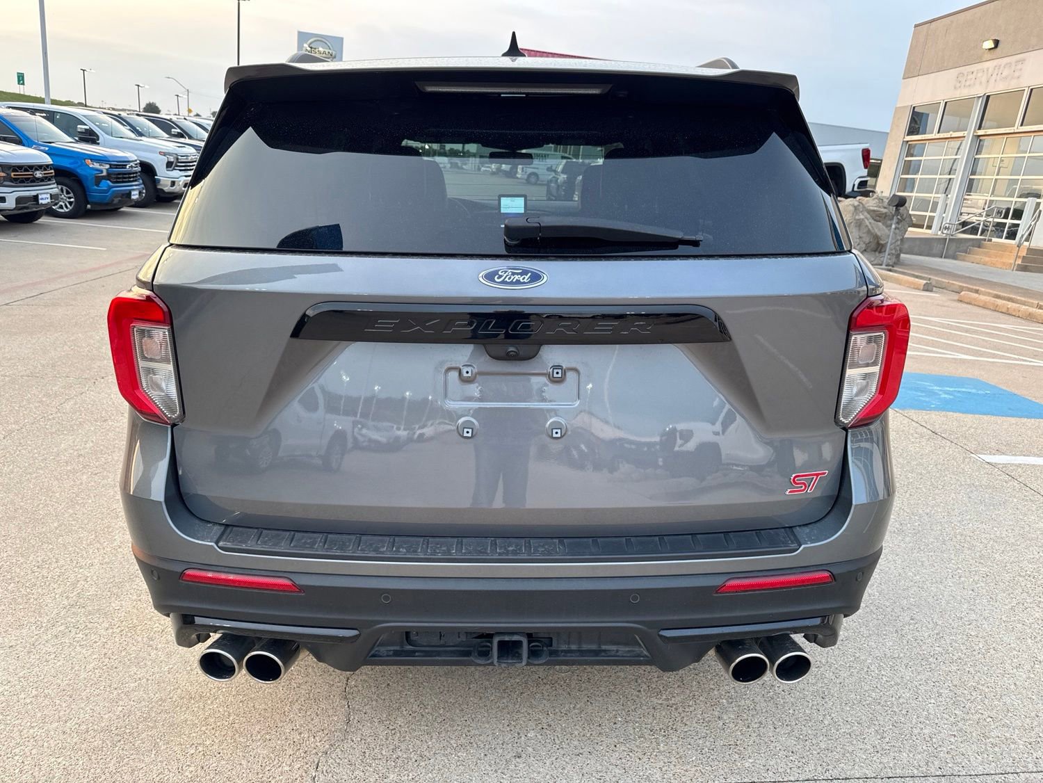 Used 2024 Ford Explorer ST w/ Equipment Group 401A AWD/4WD image 6