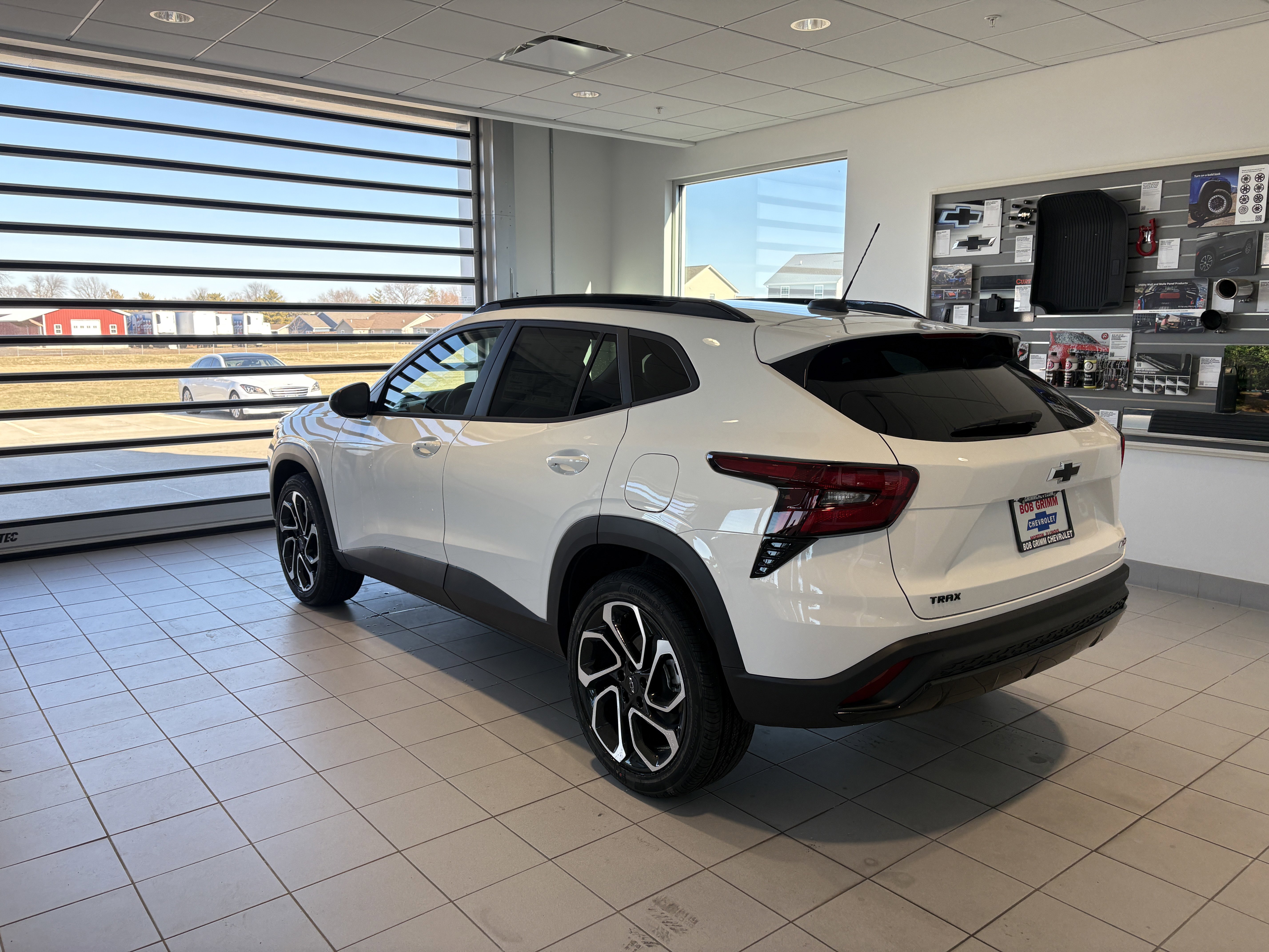 New 2026 Chevrolet Trax RS w/ Sunroof Package image 3
