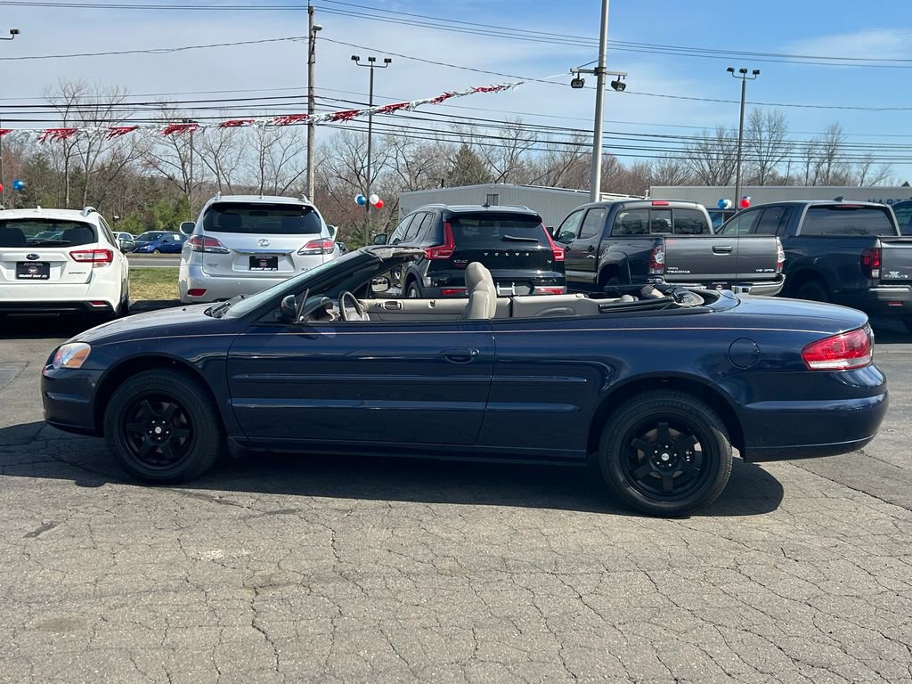 Used 2005 Chrysler Sebring Touring w/ Electronics Convenience Group image 9