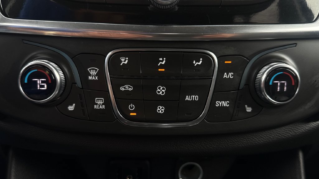 Used 2019 Chevrolet Traverse RS AWD/4WD image 33