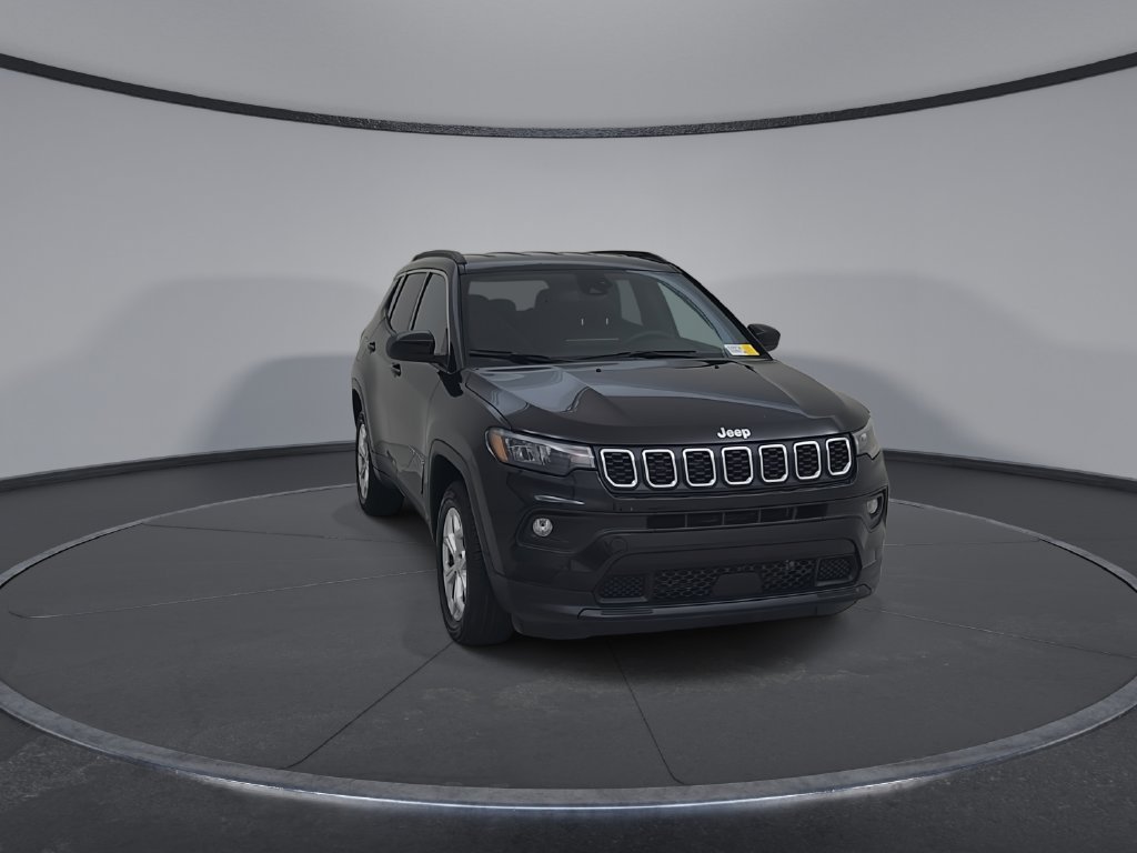Certified 2024 Jeep Compass Latitude AWD/4WD image 5