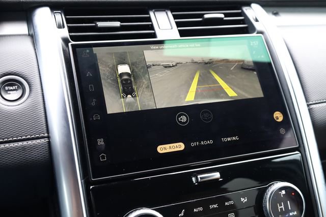 Used 2023 Land Rover Discovery S R-Dynamic image 19