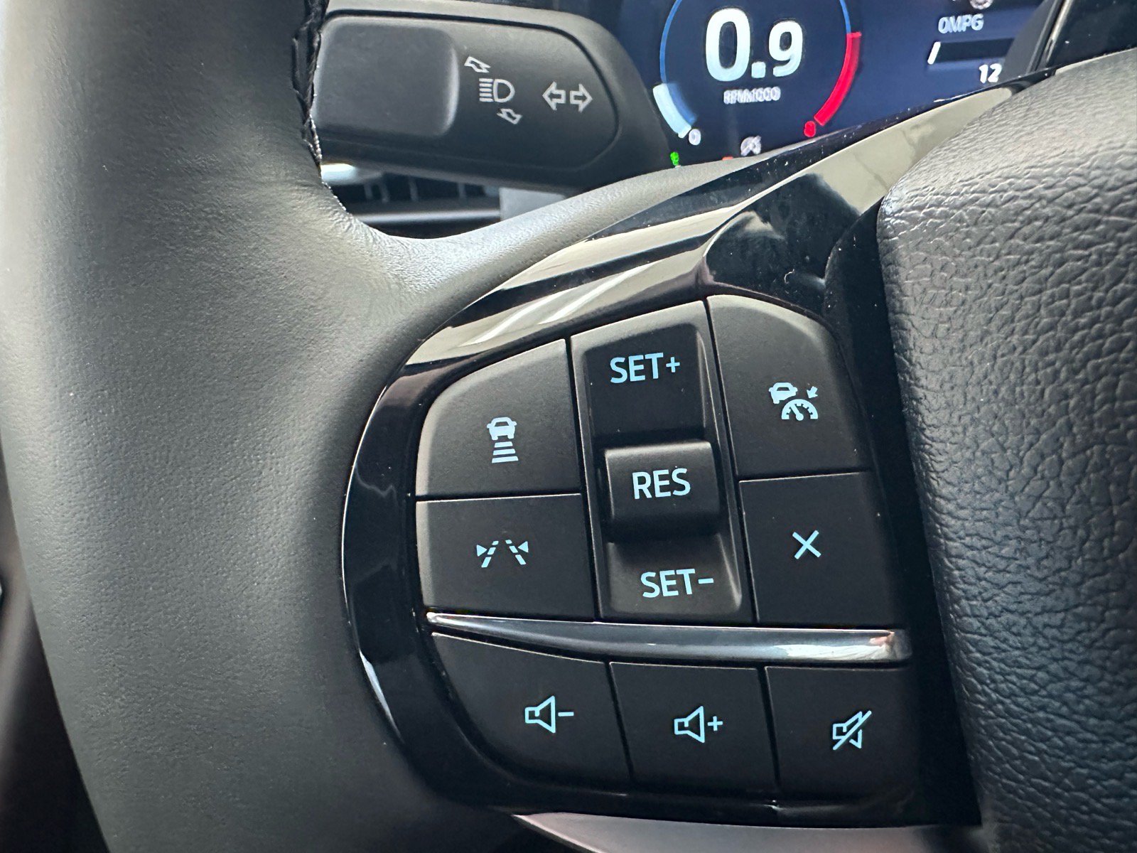 New 2026 Ford Explorer Platinum RWD image 41