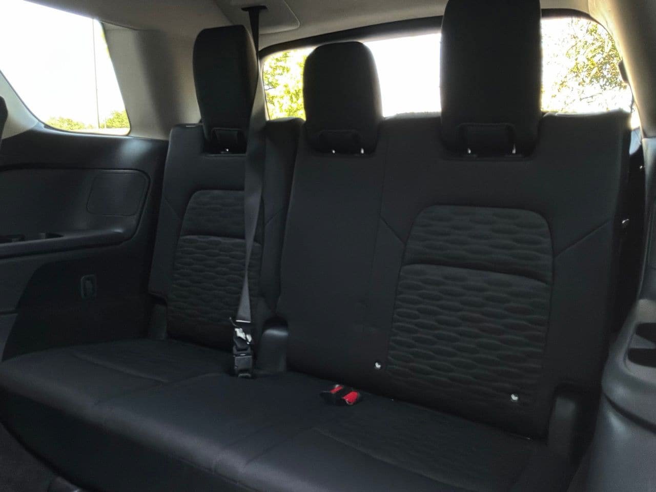 Used 2025 Nissan Pathfinder SV AWD/4WD image 14
