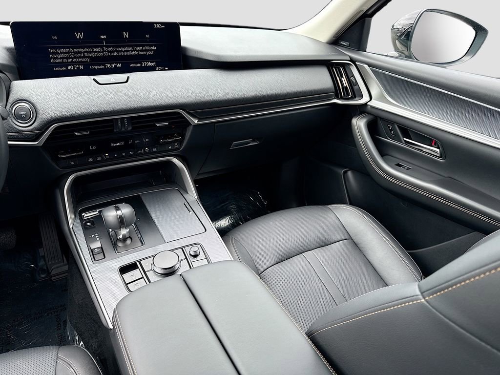 Certified 2025 MAZDA CX-70 Plug-In Hybrid w/ Premium Pkg image 28