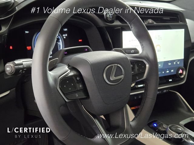 Used 2025 Lexus RZ 300e w/ Accessory Package (Z1) FWD image 31