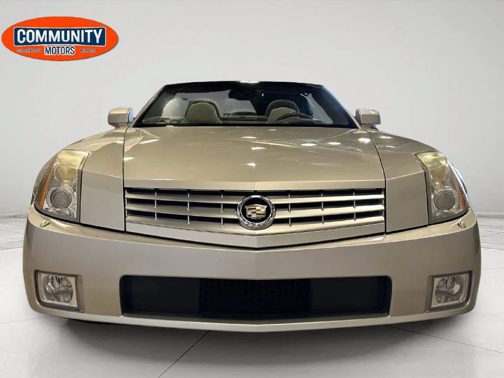 Used 2004 Cadillac XLR RWD image 46