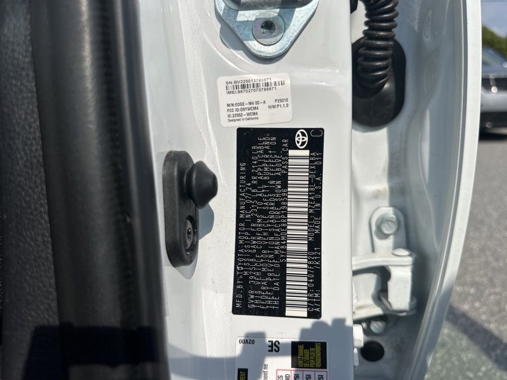 Used 2024 Toyota Corolla LE image 30