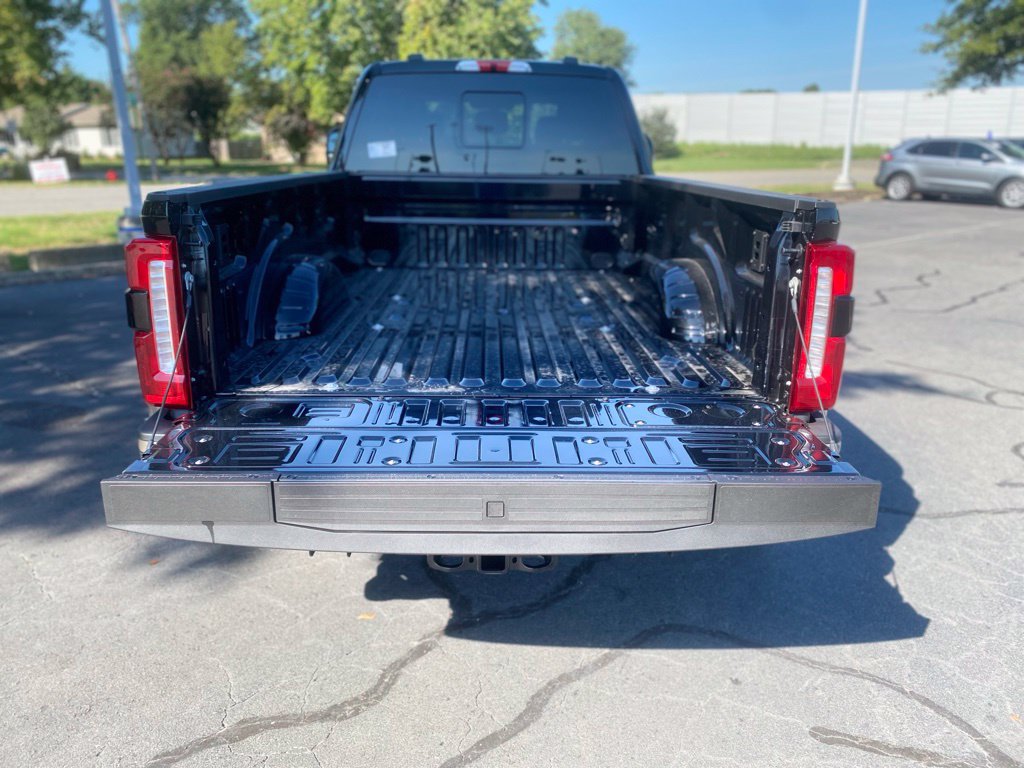 New 2026 Ford F350 King Ranch AWD/4WD image 9