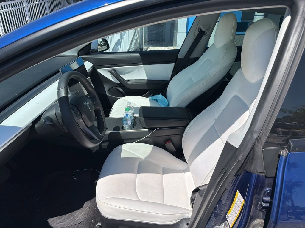 Used 2020 Tesla Model 3 image 16
