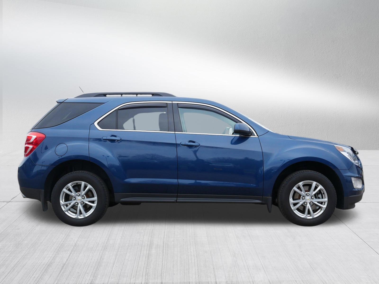 Used 2017 Chevrolet Equinox LT w/ Convenience Package image 8