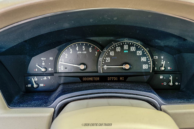 Used 2005 Cadillac XLR RWD image 42