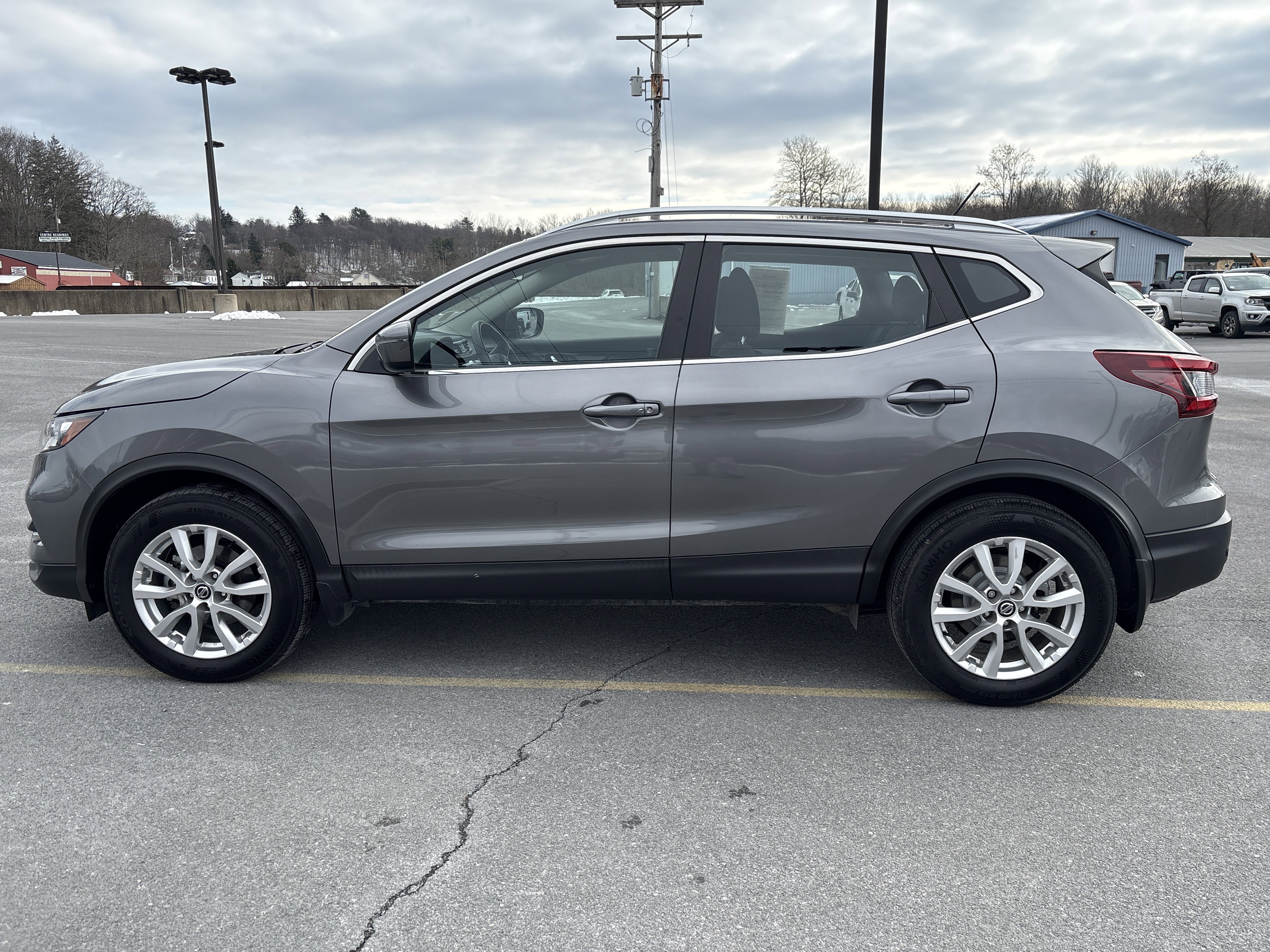 Used 2022 Nissan Rogue Sport SV image 7