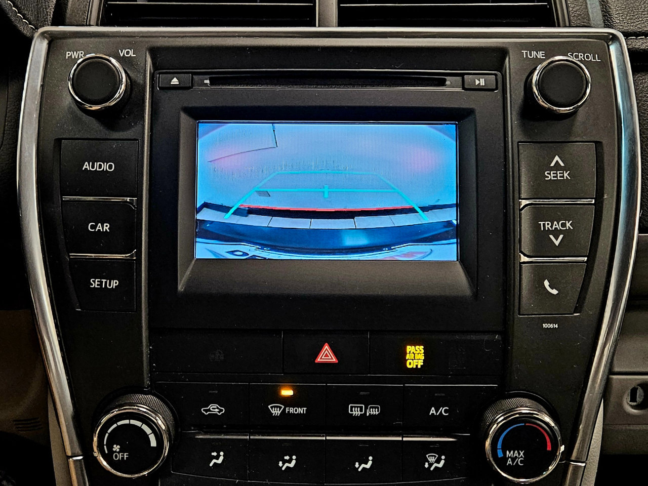 Used 2017 Toyota Camry LE image 20