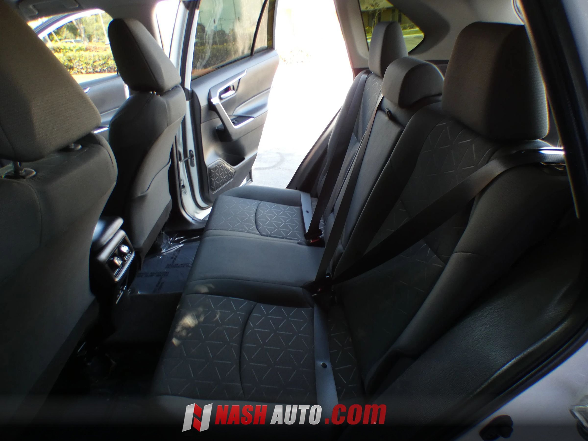 Used 2023 Toyota RAV4 AWD Hybrid image 48