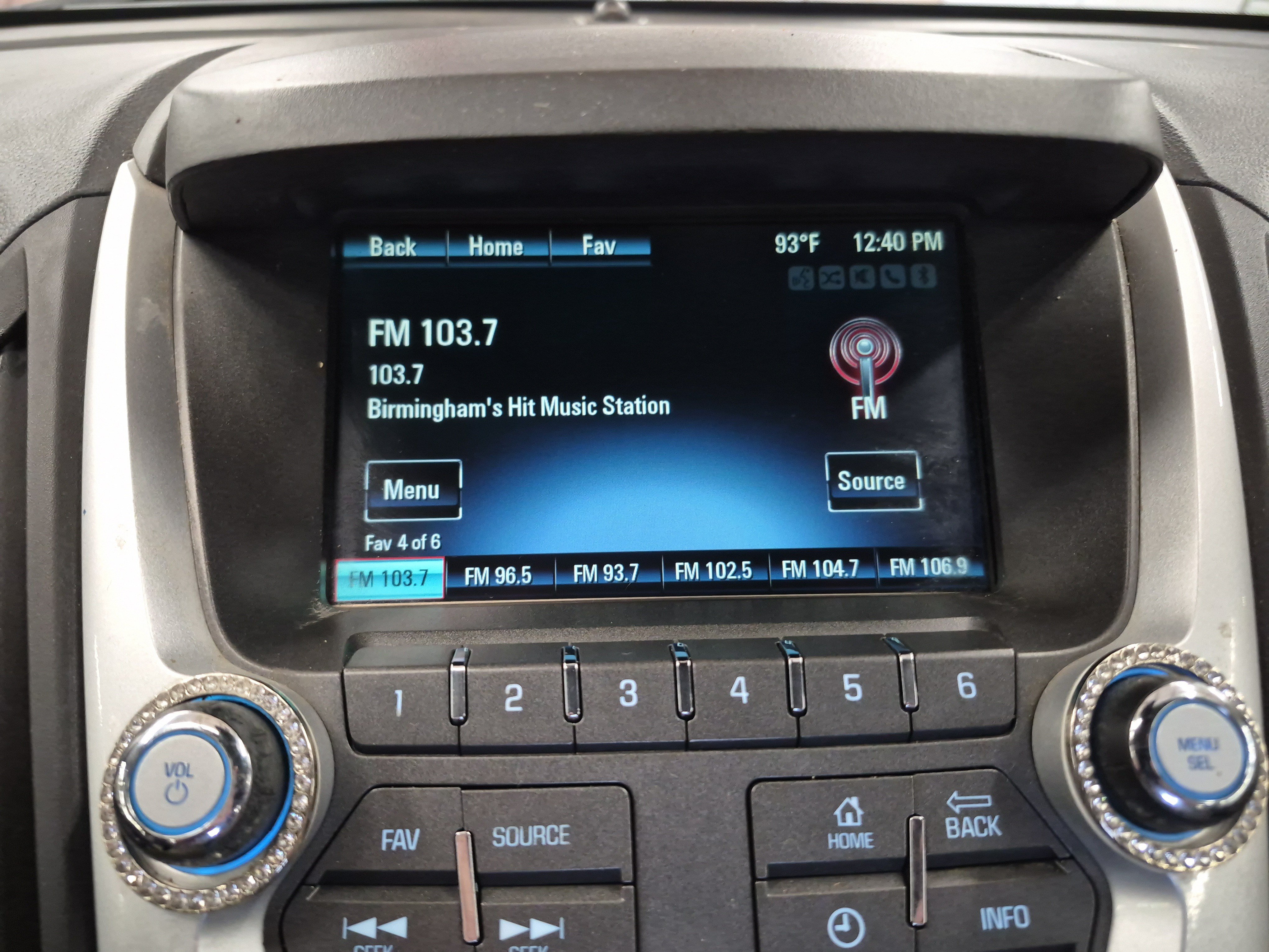 Used 2015 Chevrolet Equinox LT w/ Driver Convenience Package FWD image 31