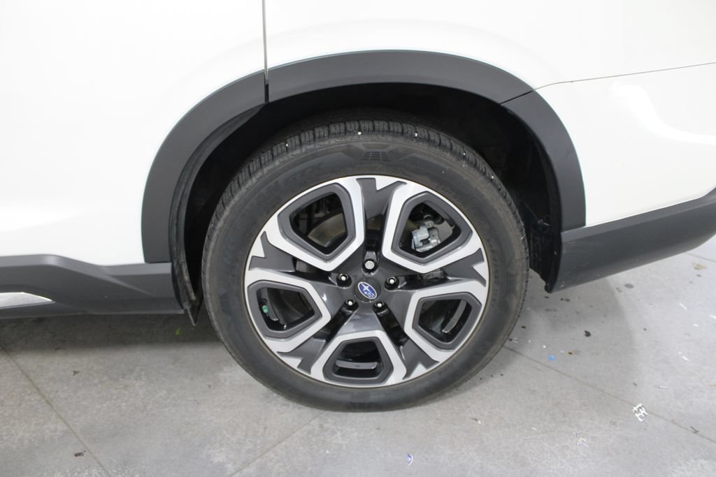 Used 2023 Subaru Ascent Limited w/ Technology Package AWD/4WD image 28