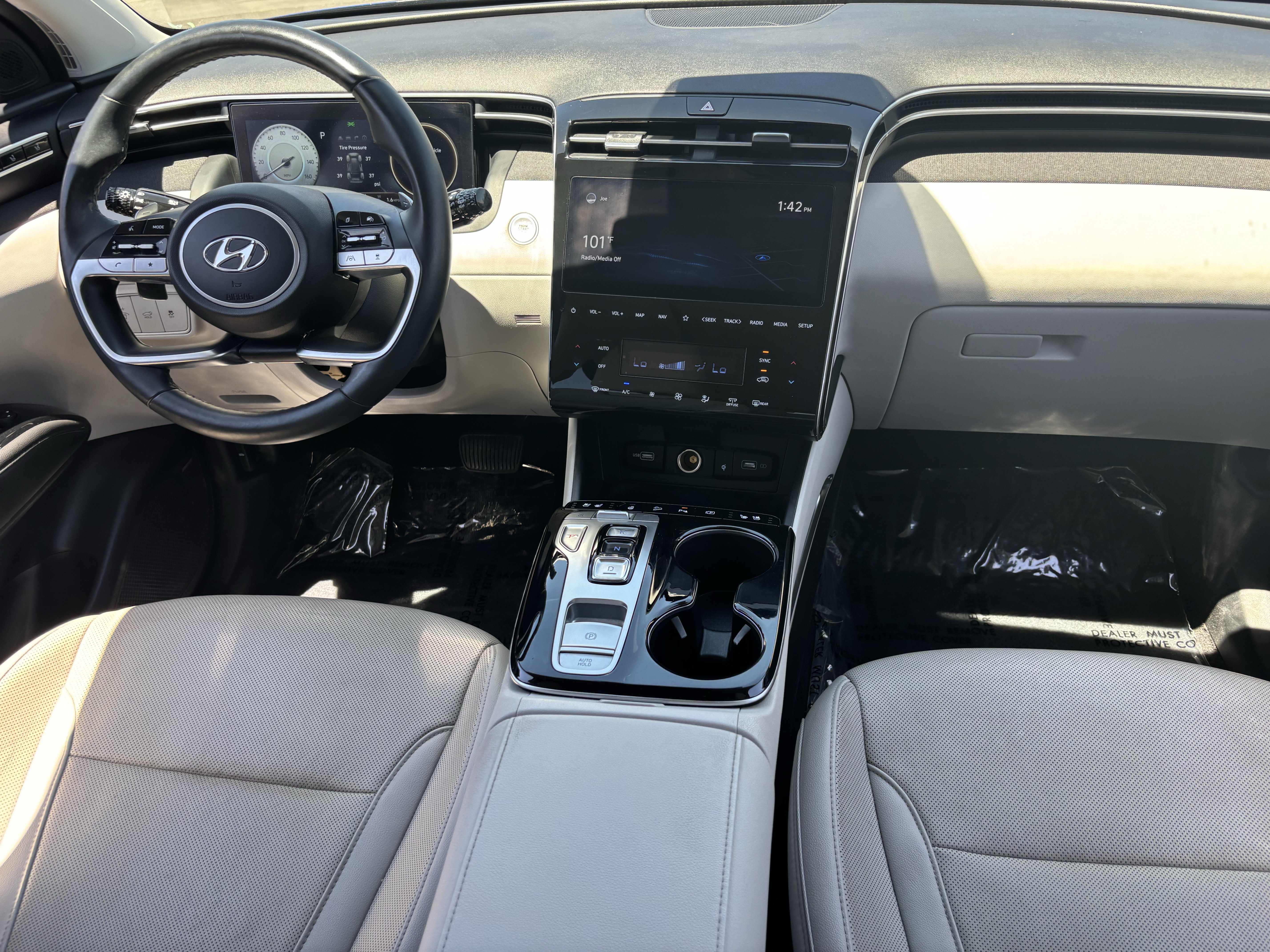 Used 2022 Hyundai Tucson Limited AWD/4WD image 14