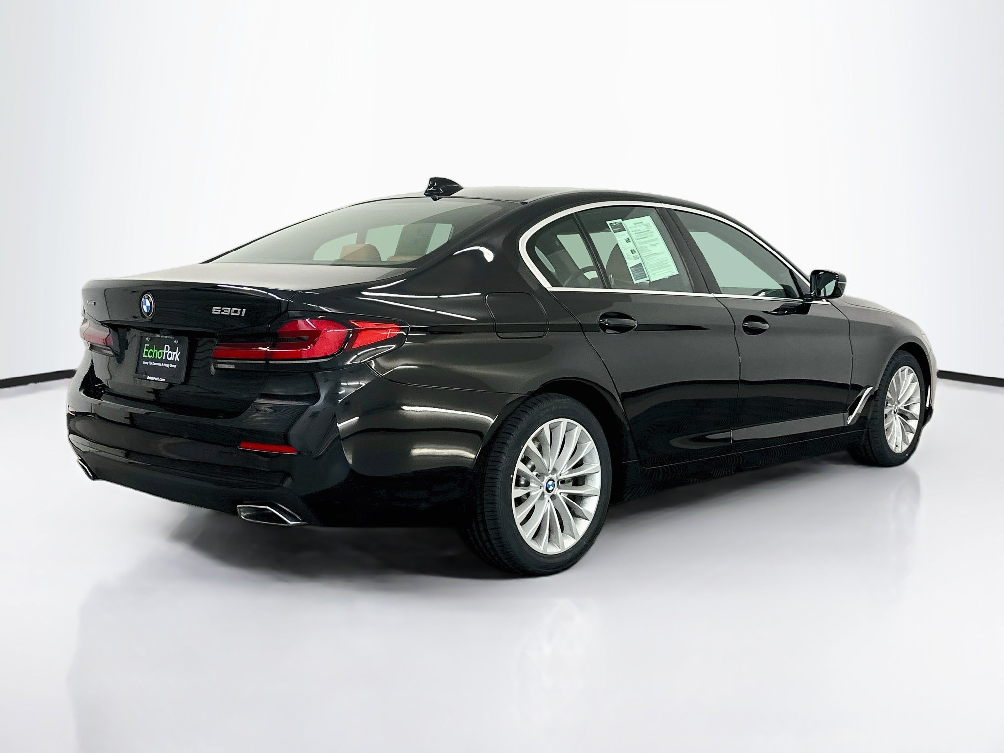 Used 2023 BMW 530i xDrive w/ Convenience Package AWD/4WD image 9
