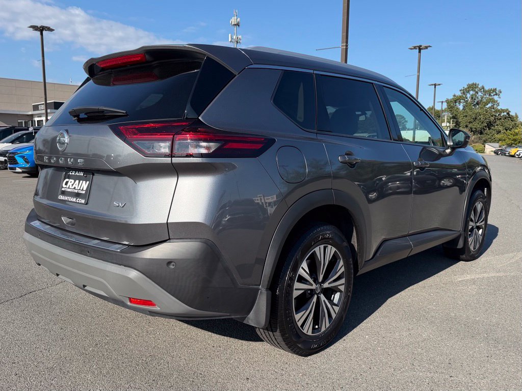 Used 2021 Nissan Rogue SV w/ Premium Package FWD image 7