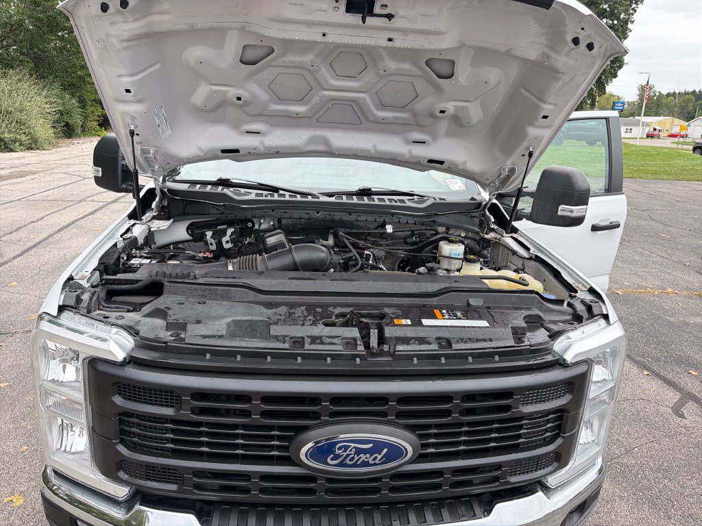 Used 2023 Ford F250 XL w/ XL Chrome Package AWD/4WD image 35