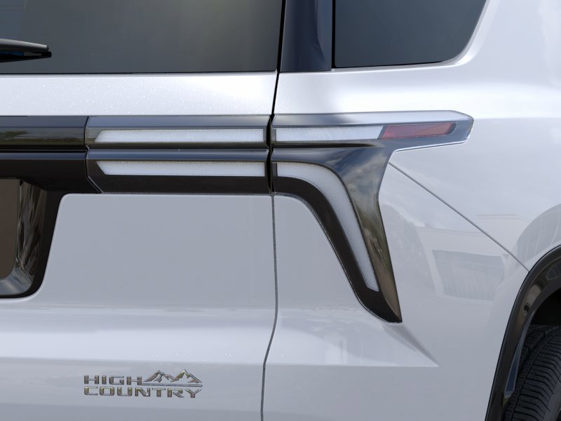 New 2026 Chevrolet Traverse High Country FWD image 12