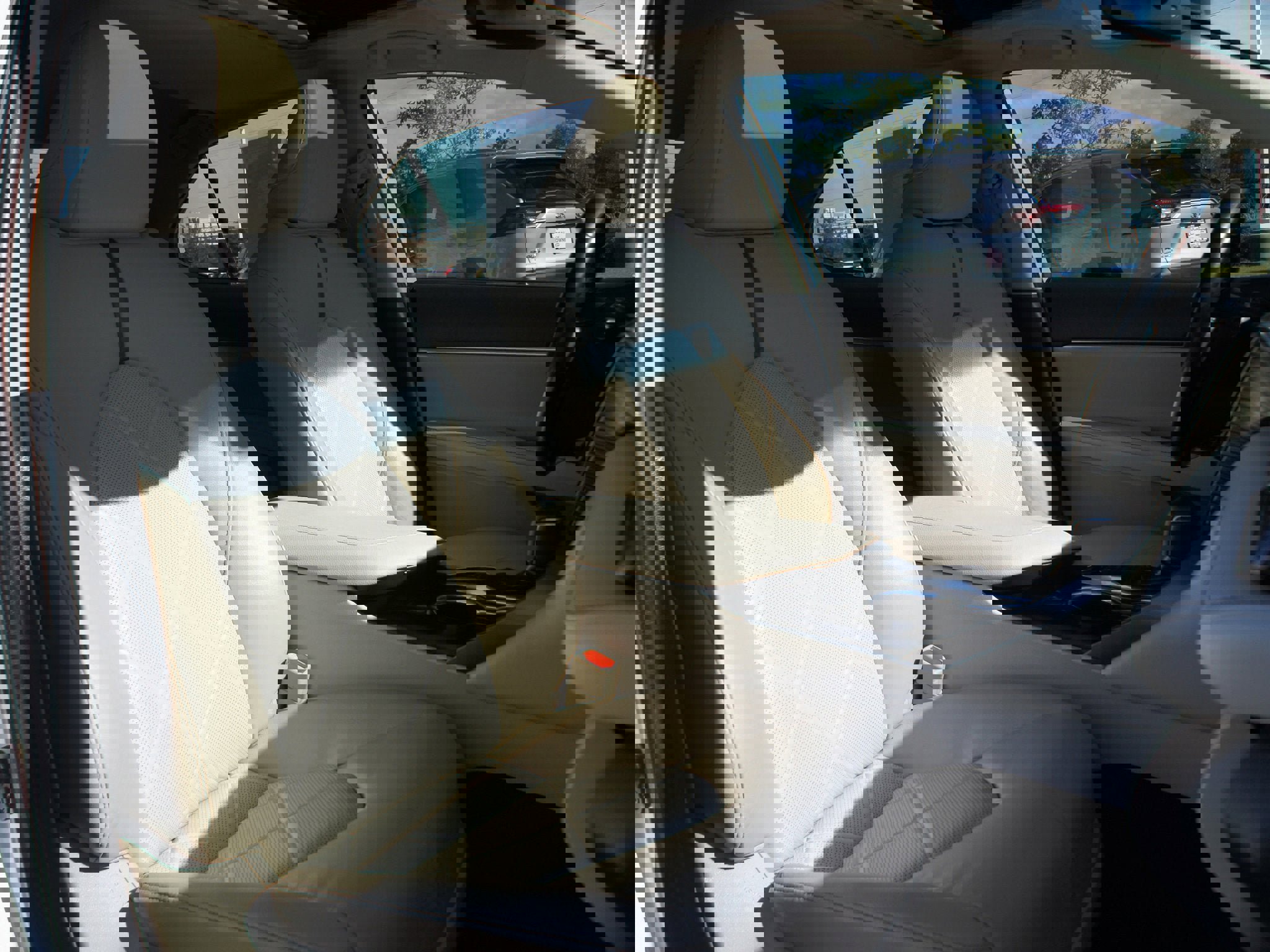 Used 2019 Toyota Camry XLE image 23