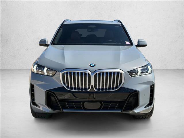 Used 2026 BMW X5 xDrive40i w/ M Sport Package AWD/4WD image 6