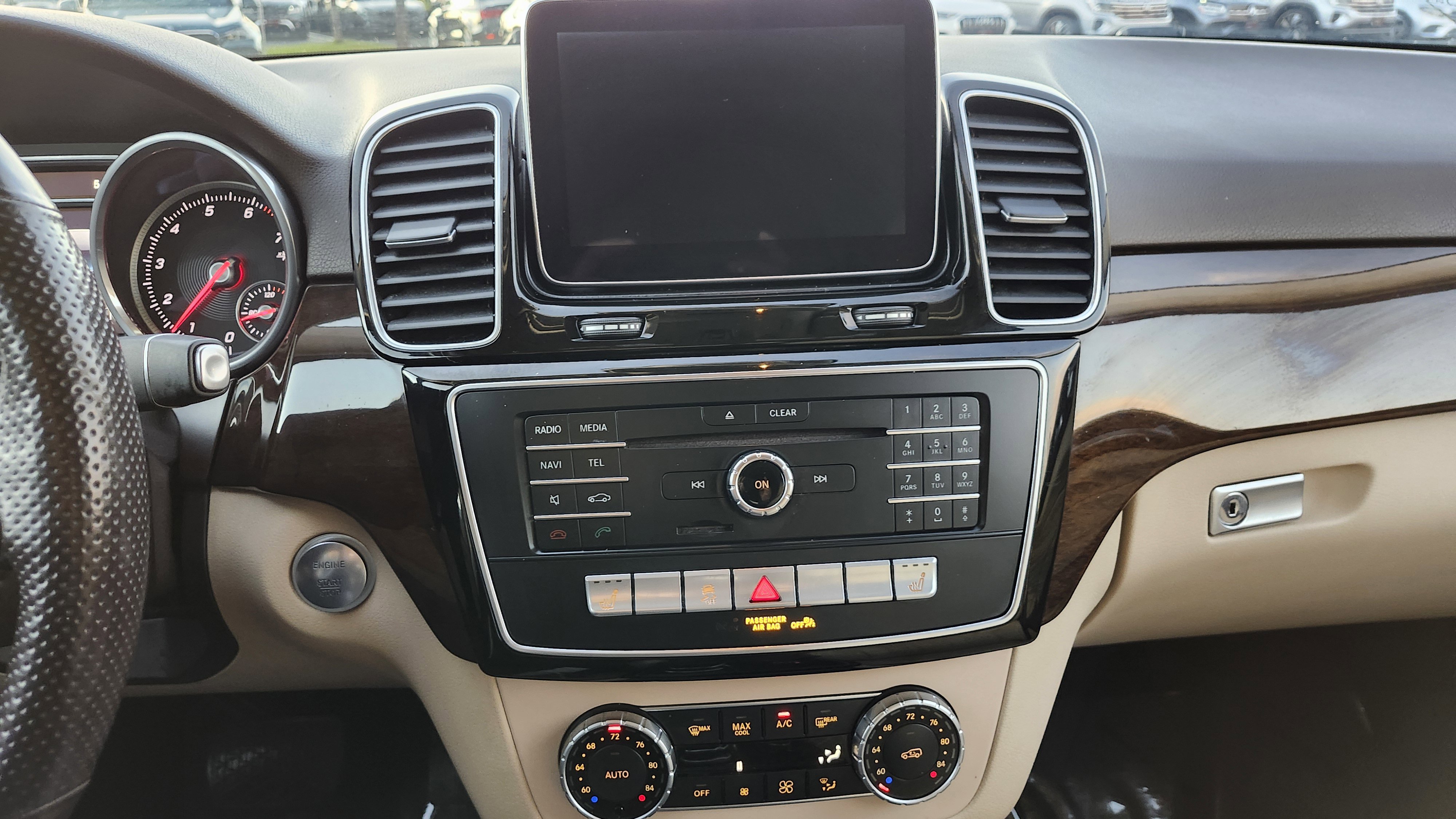 Used 2016 Mercedes-Benz GLE 350 4MATIC w/ Premium Package image 25