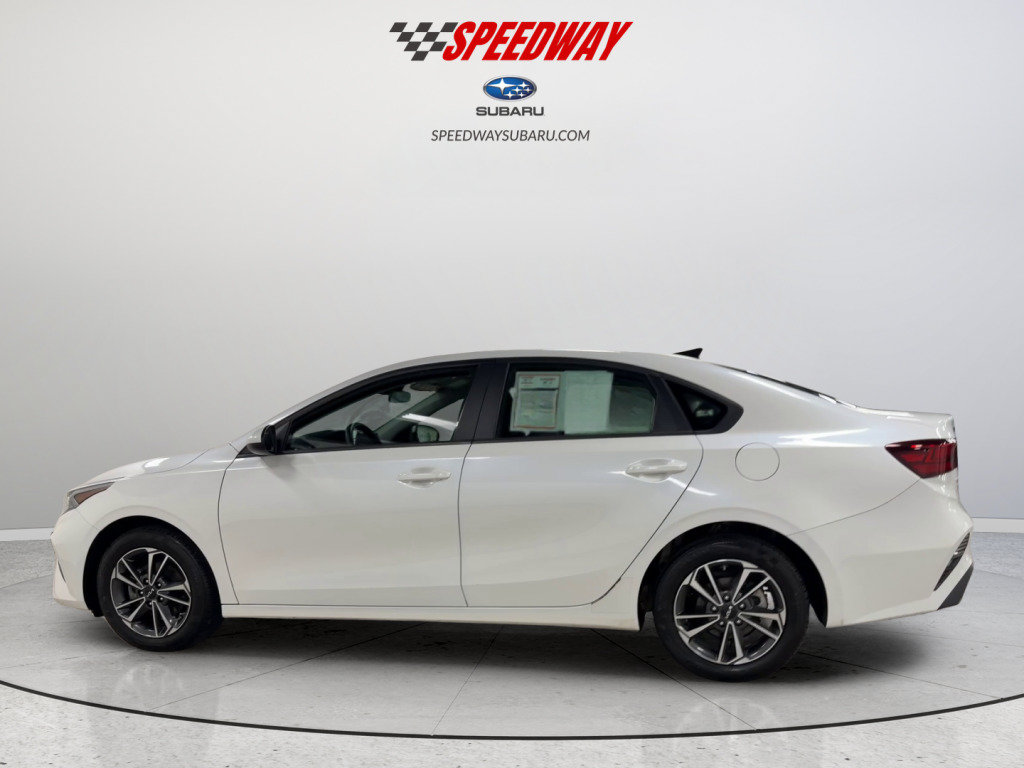 Used 2024 Kia Forte LXS FWD image 9