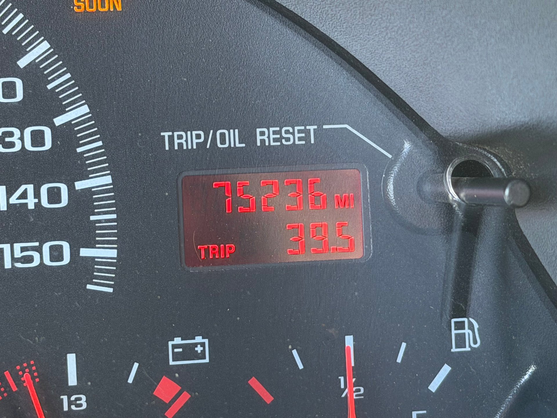 Used 2000 Chevrolet Camaro Z28 w/ SS Performance/Appearance Pkg image 36