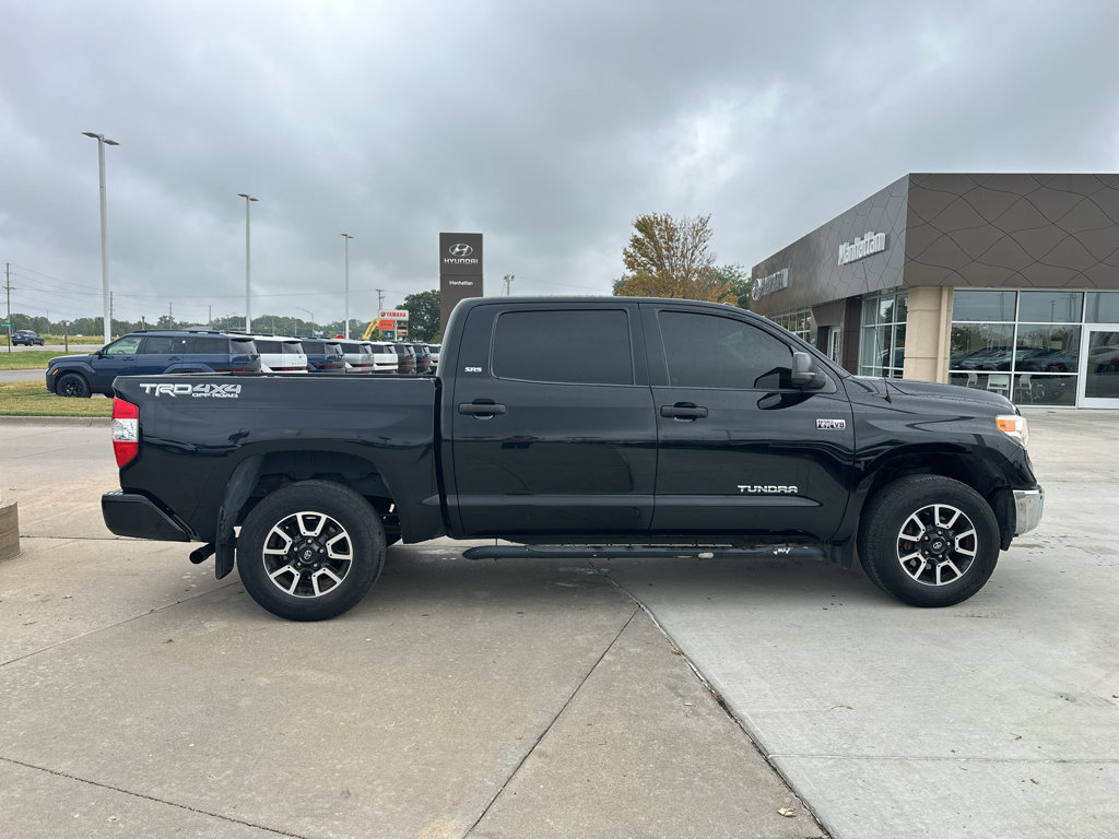 Used 2017 Toyota Tundra SR5 w/ TRD Off Road Package AWD/4WD image 10