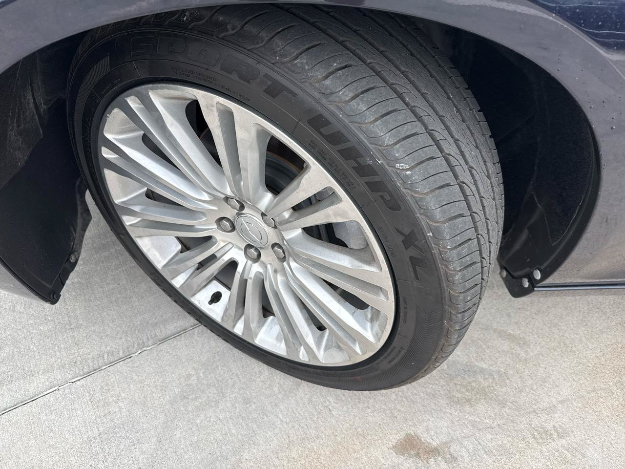 Used 2011 Chrysler 300 C w/ Sound Group RWD image 2