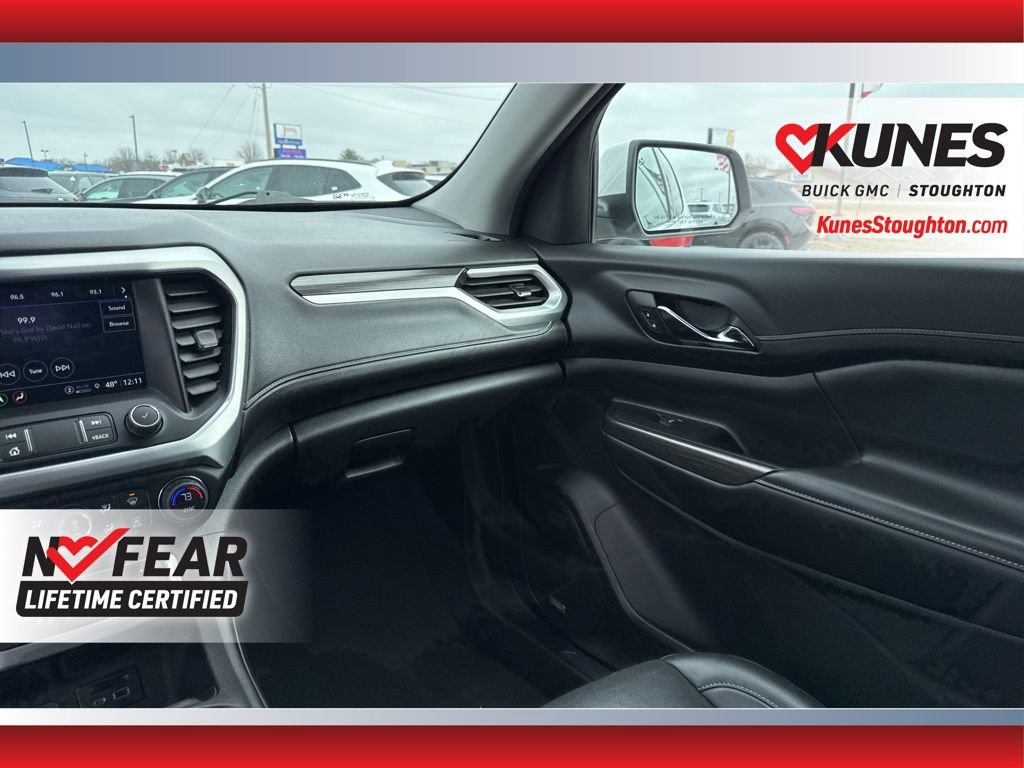 Used 2023 GMC Acadia SLT image 45