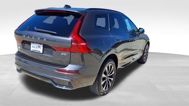 Used 2025 Volvo XC60 B5 Core image 8