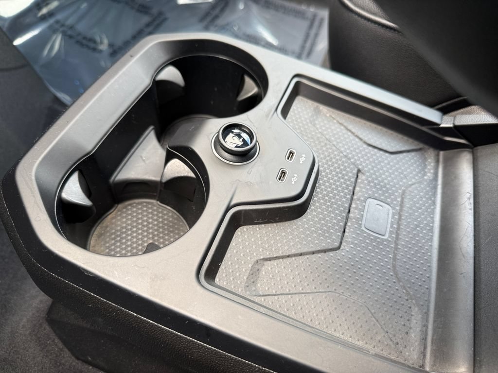 Certified 2026 BMW iX xDrive60 AWD/4WD image 27
