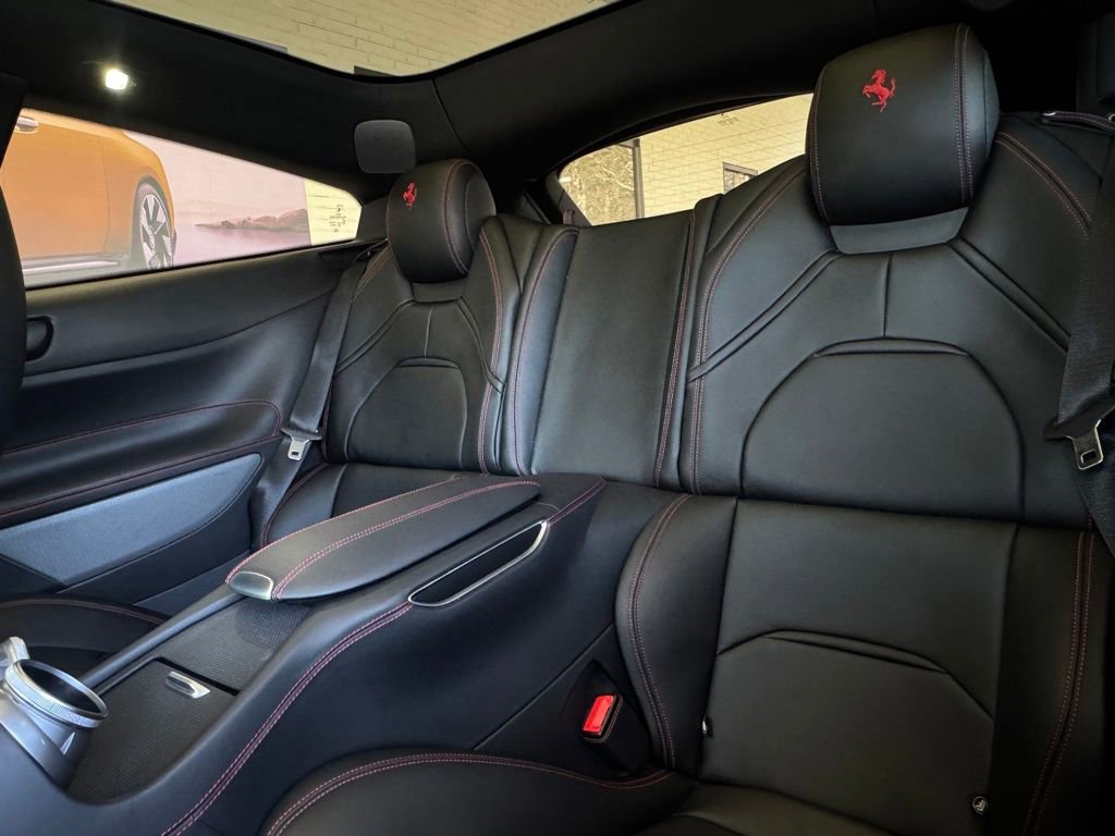 Used 2018 Ferrari GTC4Lusso T image 25