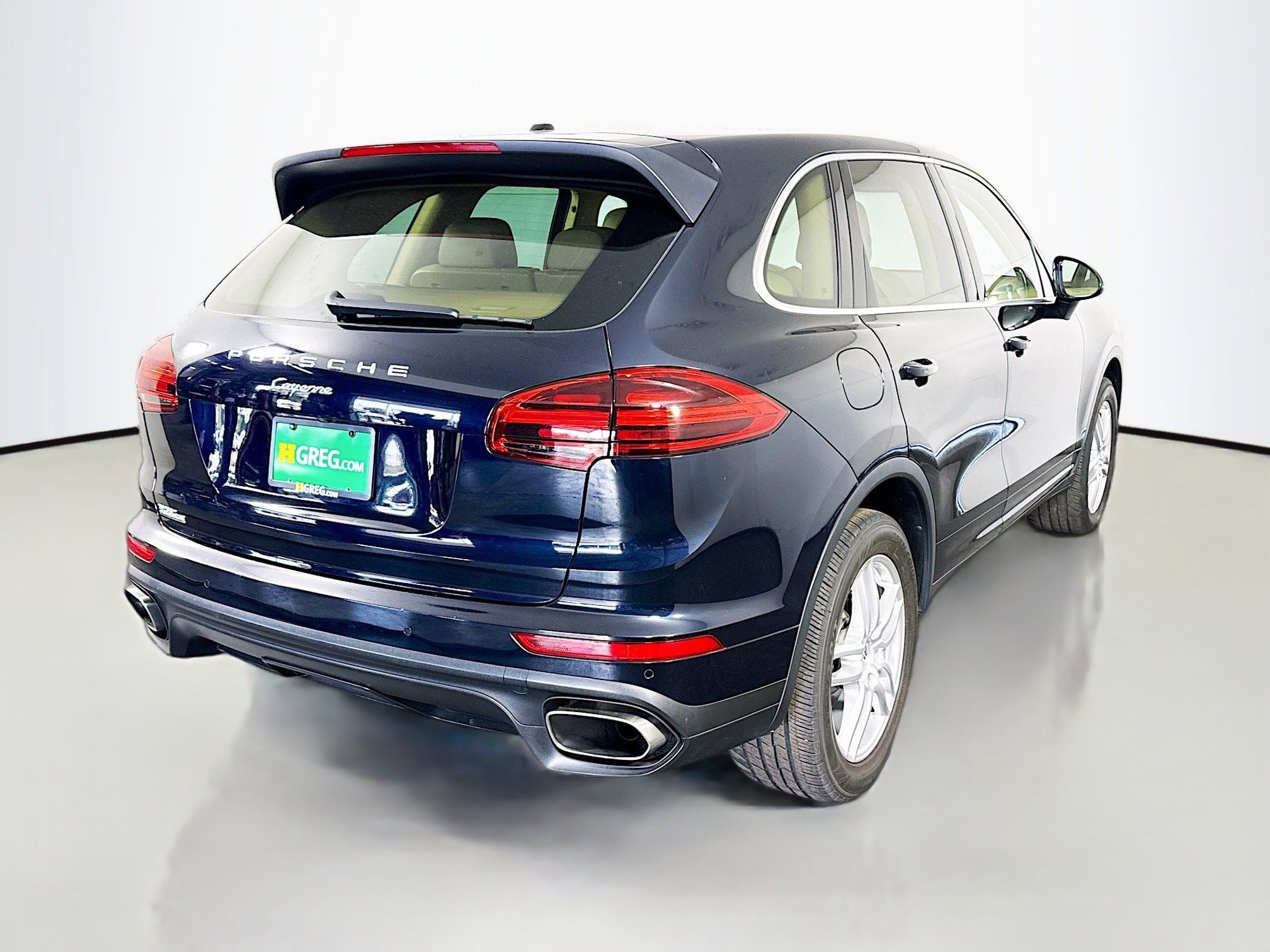 Used 2016 Porsche Cayenne image 10